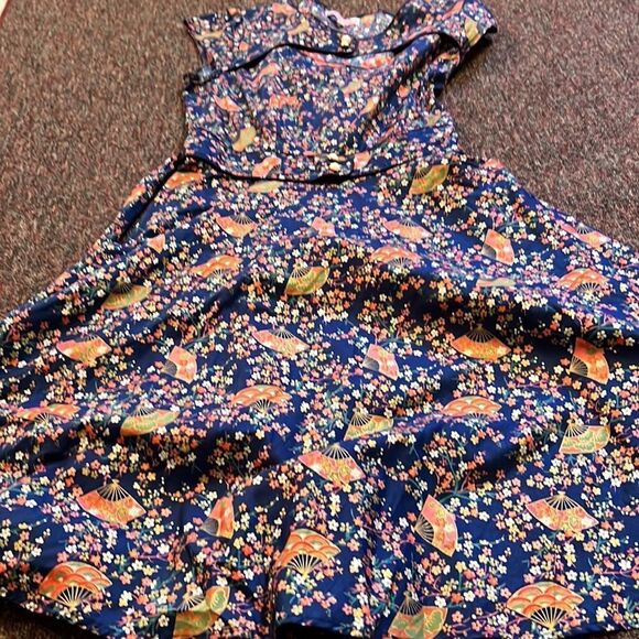 Trollied dolly small dress - Picture 9 of 14